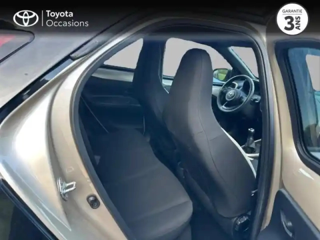 Toyota Aygo X 1.0 vvt-i 72ch design my24 — photo 7