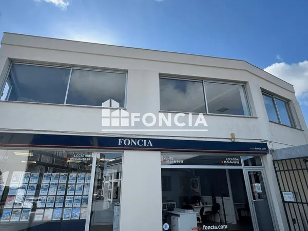 Local commercial 75 m²