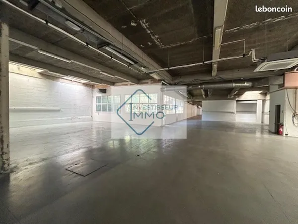 Local d'activité 632 m²