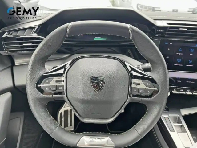 Peugeot 408 phev 225 e-eat8 — photo 13