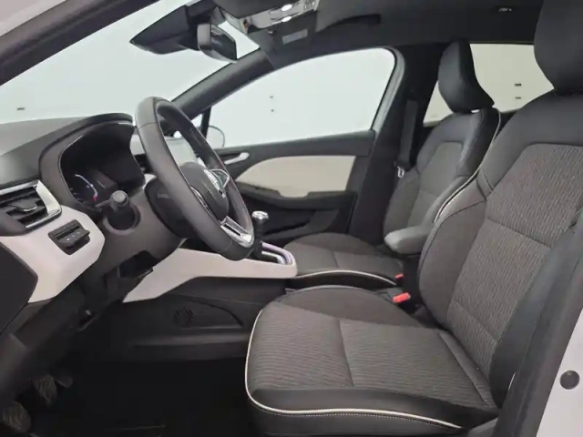 Renault Clio tce 90 — photo 33