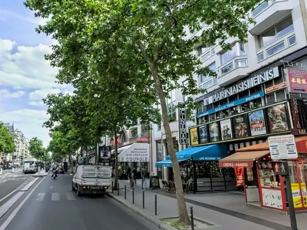 Local commercial 156 m²