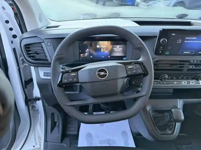 Opel Vivaro fgn diesel 150 ch xl manuelle — photo 9