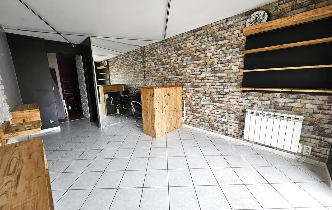 Photo 1
