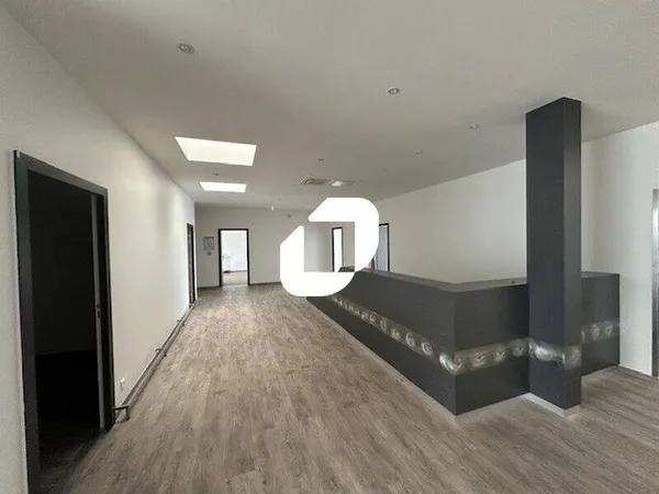 Bureaux 447 m²