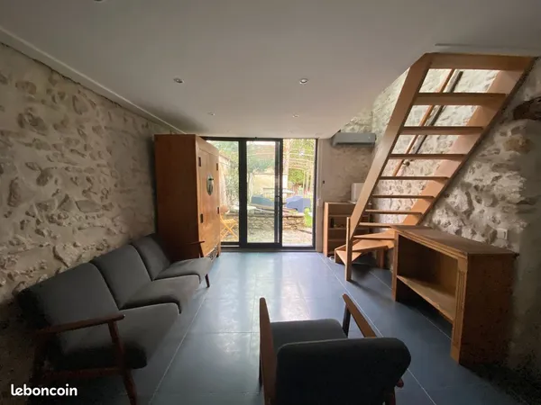 Beau logement meublé