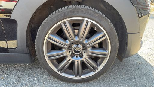 Mini Clubman 1.5 Cooper 136 - Hyde Park – 2017 – 109136 km – Essence – Boîte Manuelle — photo 23
