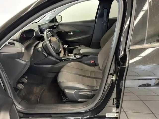 Peugeot 208 1.5 bluehdi 100ch s&amp;s allure — photo 5
