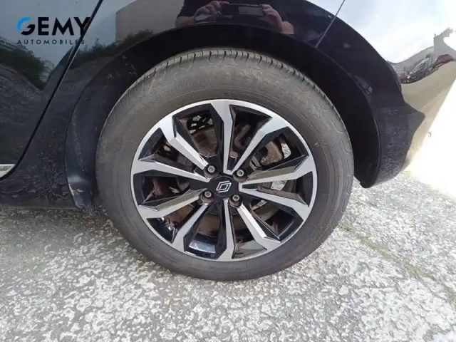 Renault Clio eco-g 100 ch gsr2 — photo 11