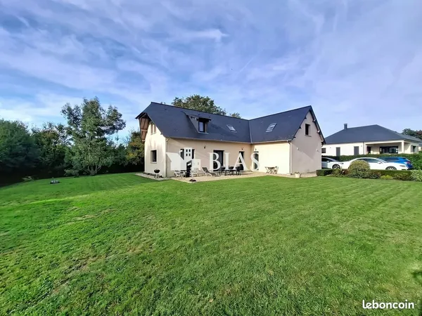 Propriété 6 pièces 142 m²
