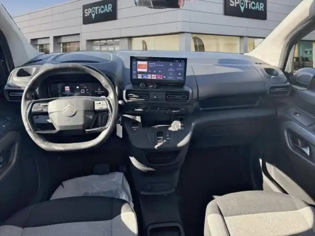 Citroën Berlingo taille m - 1.5 bluehdi 130ch s&amp;s max eat8 5 places — photo 8