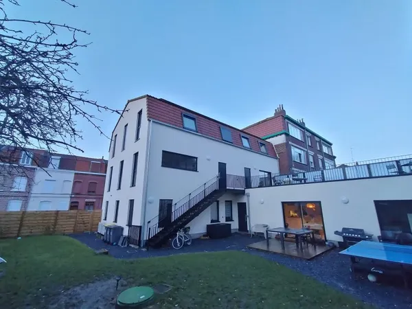 Propose place en colocation Lazare - appartement 154m²