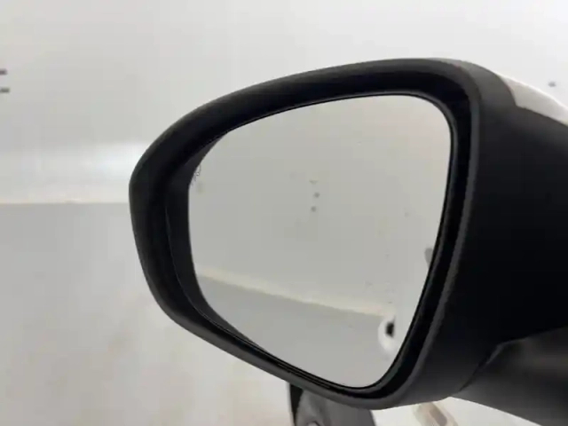 Dacia Sandero eco-g 100 — photo 40