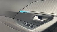 Peugeot 2008 1.2 PureTech 100ch S&S Style — photo 16