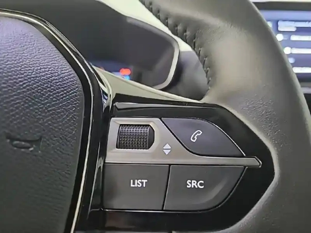 Peugeot 208 100 s&amp;s bvm6 — photo 30