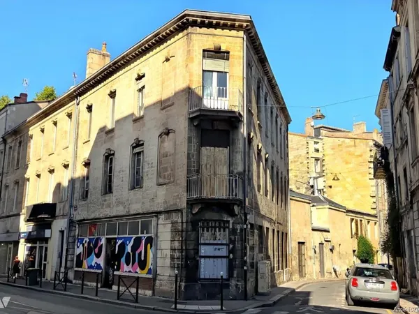 Vends immeuble - 560 m² - Bordeaux 33000