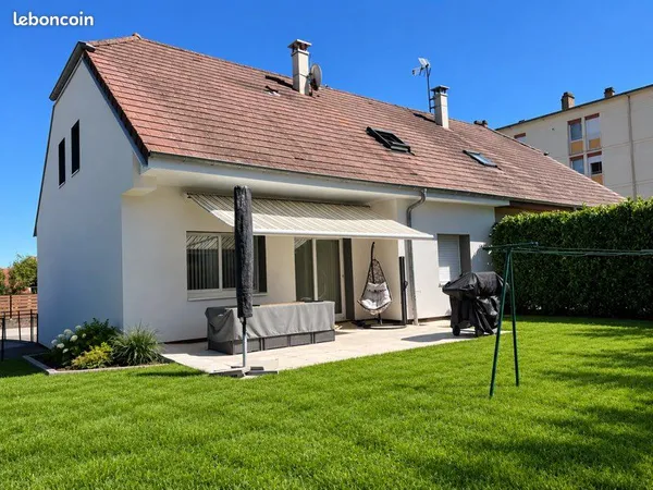 Maison 157 m² rénovée - DPE B - 4 chambres - Dole