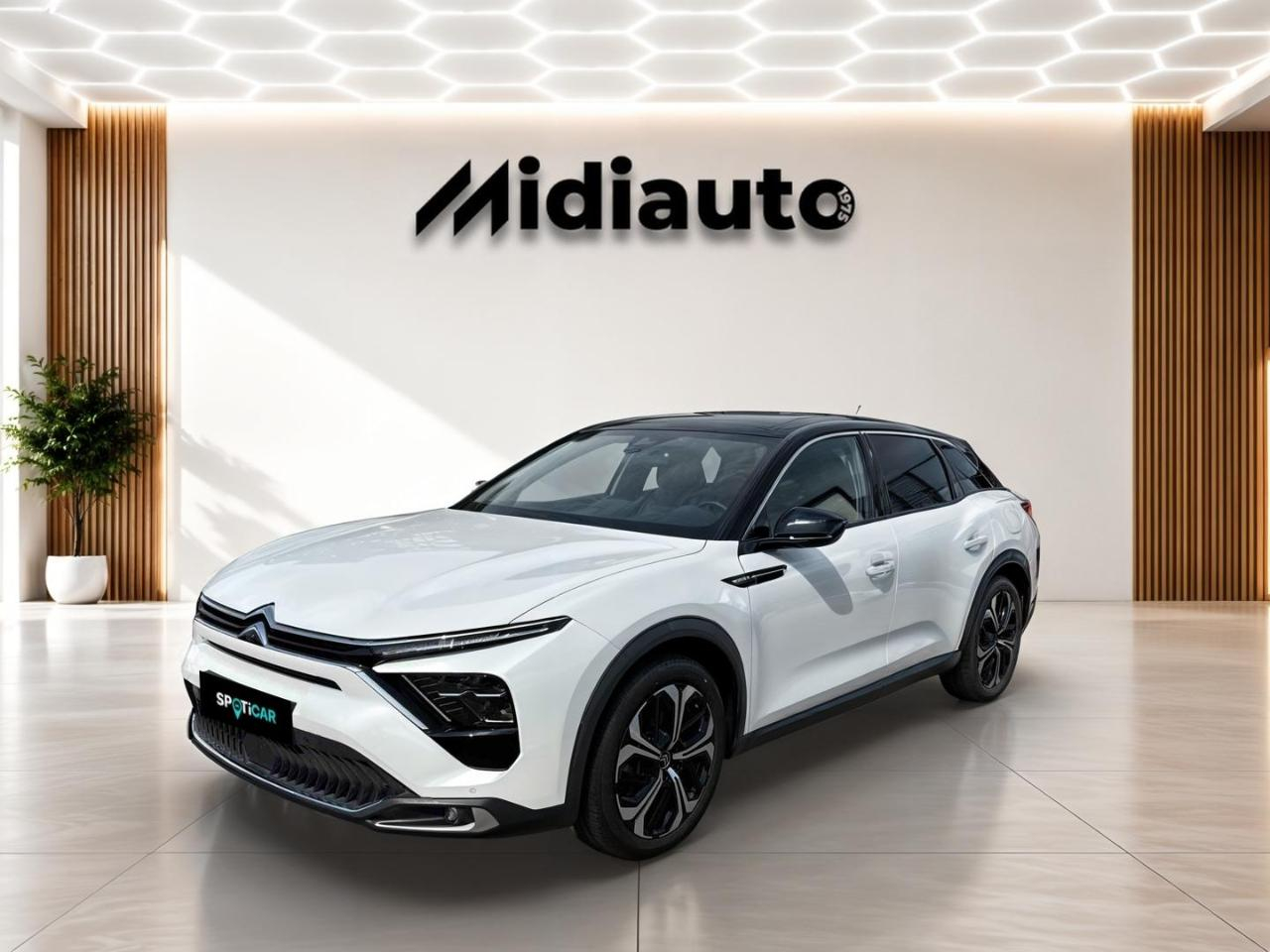 Citroën C5 X hybride rechargeable 225 shine pack // automatique — photo 1