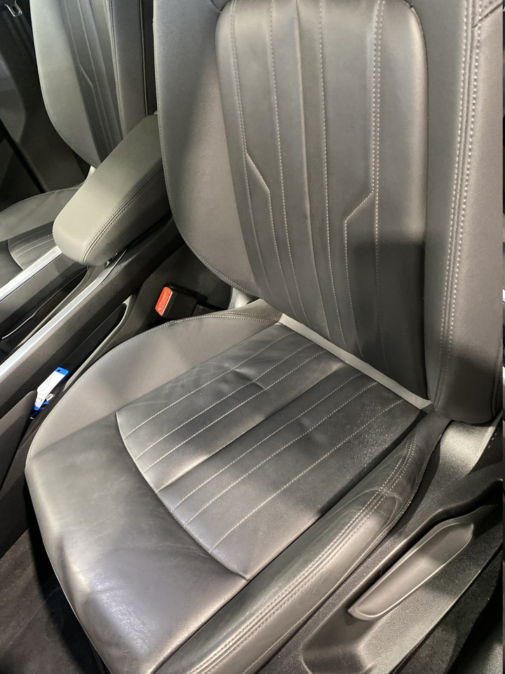 Audi e-tron — photo 59