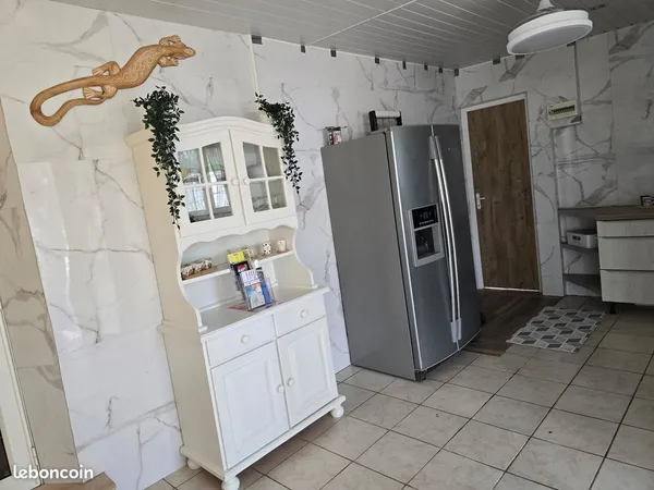Logement atypique Vente Vias 5p 68m² 3200€
