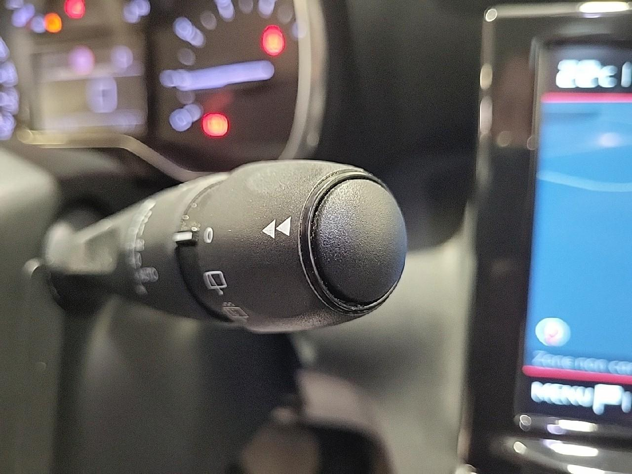 Citroën C3 Aircross puretech 130 s&s eat6 shine pack — photo 21
