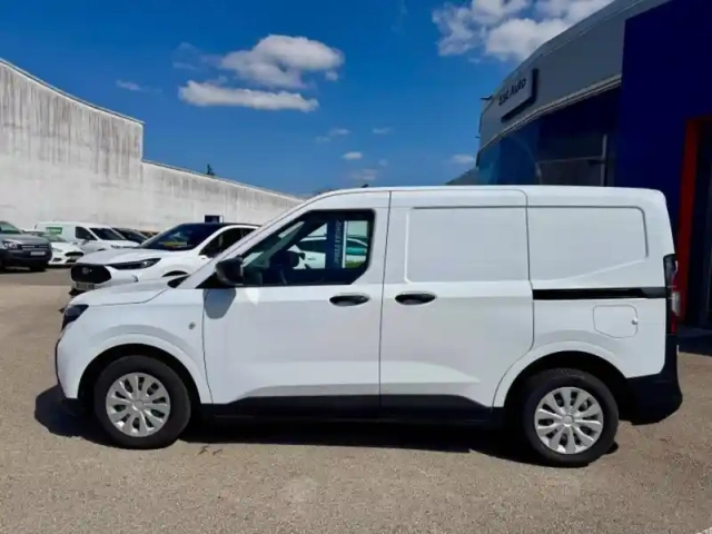 Ford Transit Courier 1.0 ecoboost 125ch trend dct7 — photo 8
