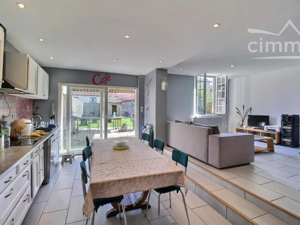 A VENDRE NEUVILLE SUR ORNAIN JARDIN