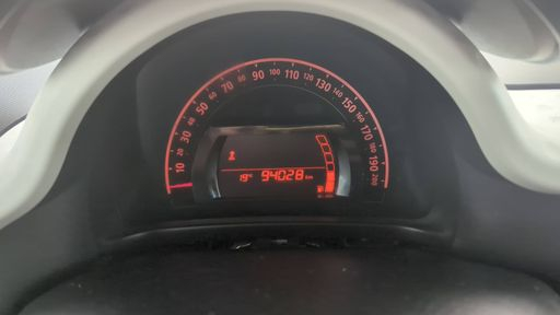 Renault Twingo 1.0 SCe 70 - Zen – 2017 – 94028 km – Essence – Boîte Manuelle — photo 21
