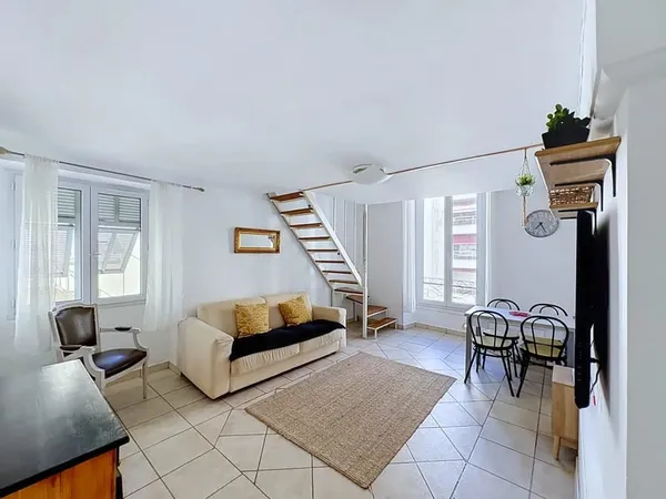 Duplex 4 pièces - Carré d'Or