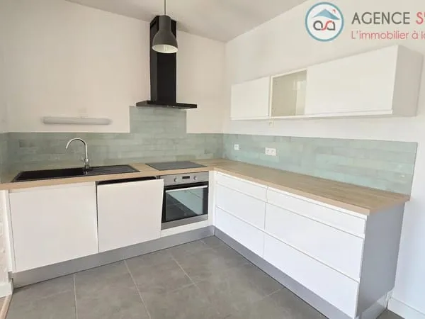 Louer un bel appartement T4 avec belle terrasse de 83 m2