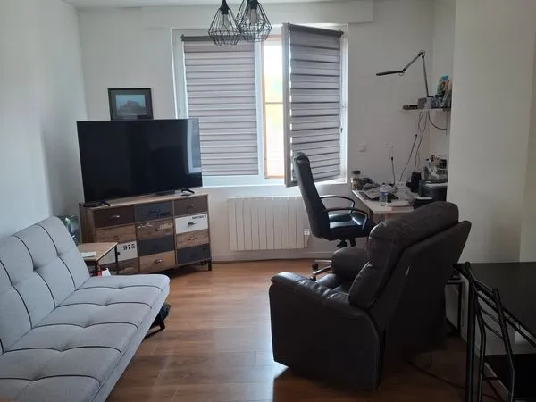 T2 44 m² quasiment neuf, Calais Nord, proximité rue Royale