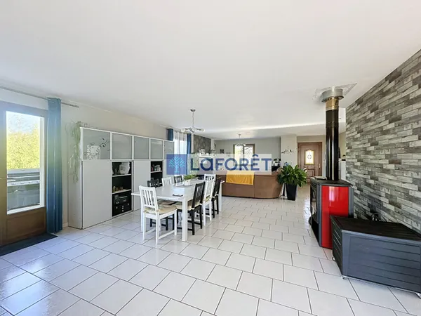 Maison 6 pièces 141 m²