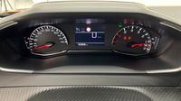 Peugeot 2008 1.2 PureTech 130ch S&S Allure — photo 17