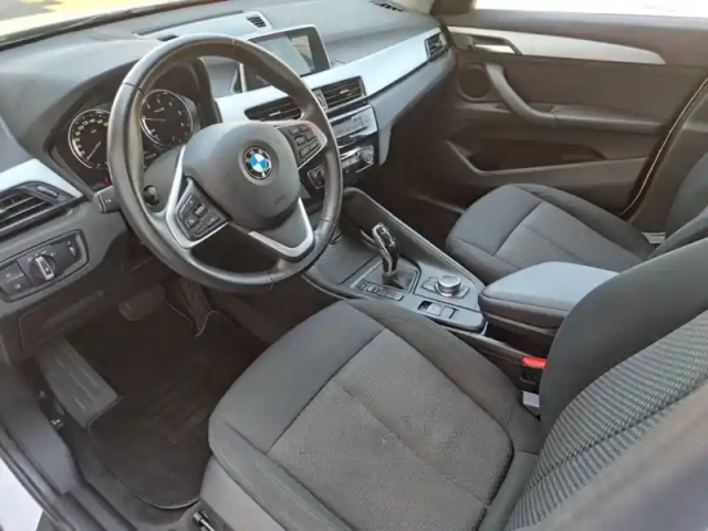 Bmw X1 sdrive 18 d lounge — photo 10