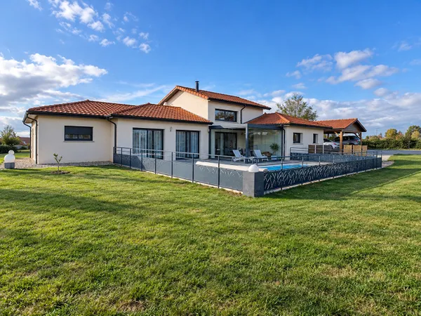 Maison Fleury La Montagne 6 pièce(s) 174.98 m2