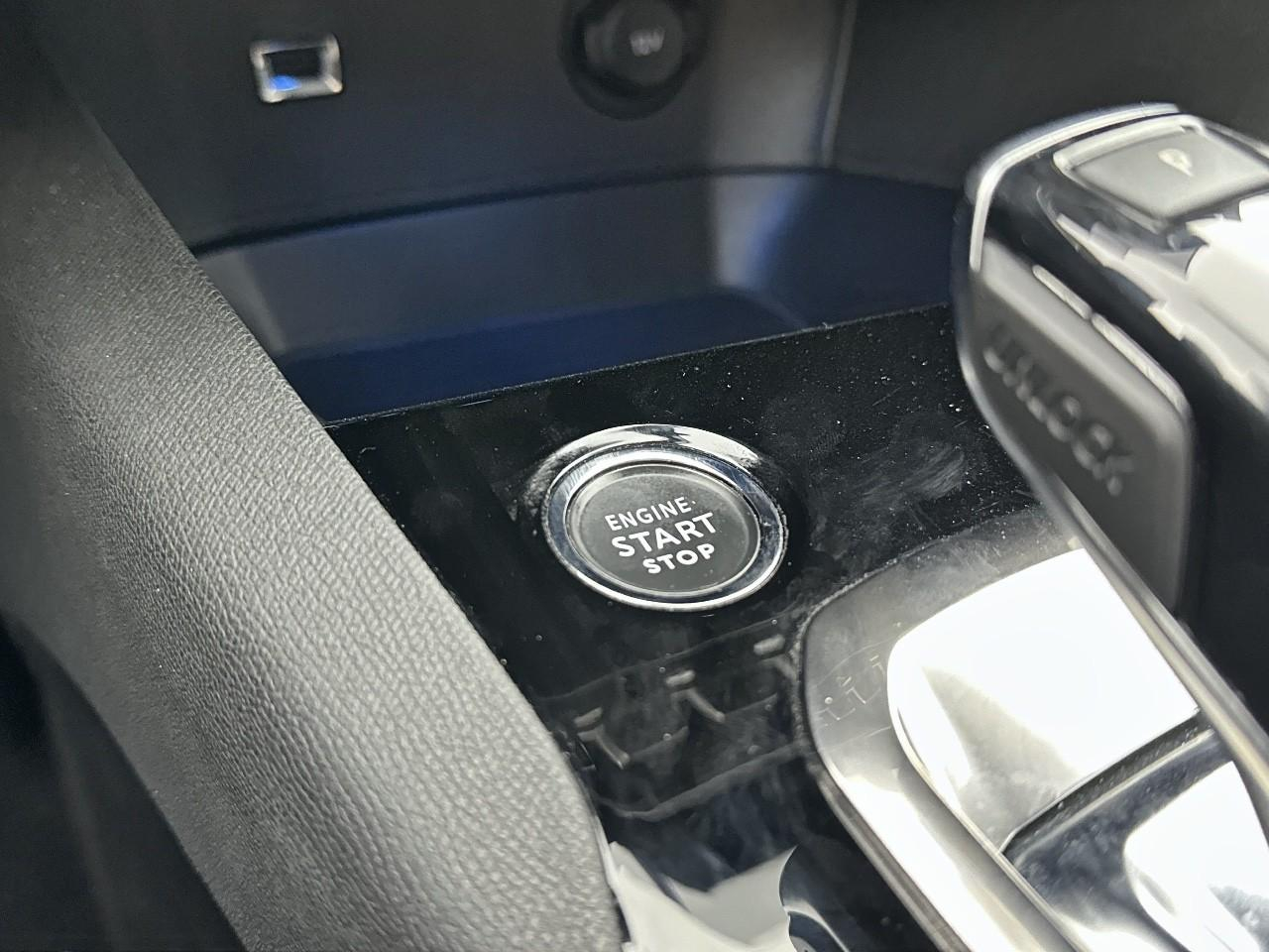 Peugeot 3008 hybrid 225 e-eat8 allure — photo 29