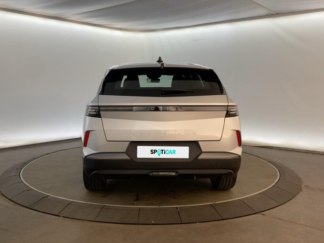 Opel Grandland 1.2 turbo hybrid 145 ch e-dct6 edition — photo 5