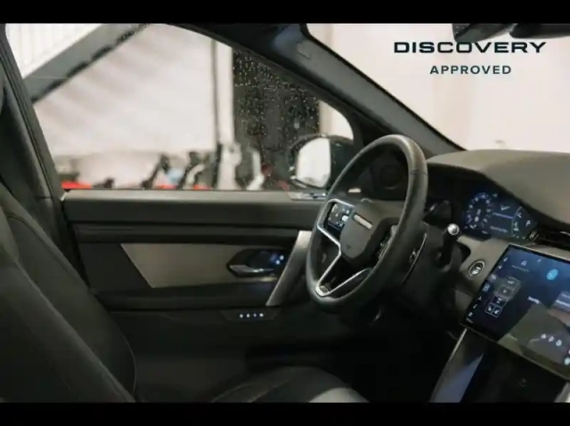 Land Rover Discovery Sport p270e phev 269ch dynamic se — photo 24