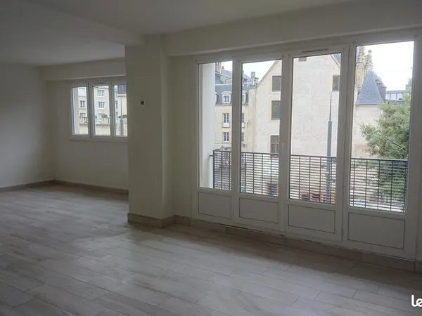 Caen centre, appartement T5 de 106 m²