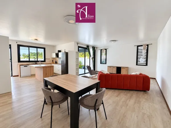 À LOUER VILLA F4 MEUBLÉE À ROUTA - LAMENTIN