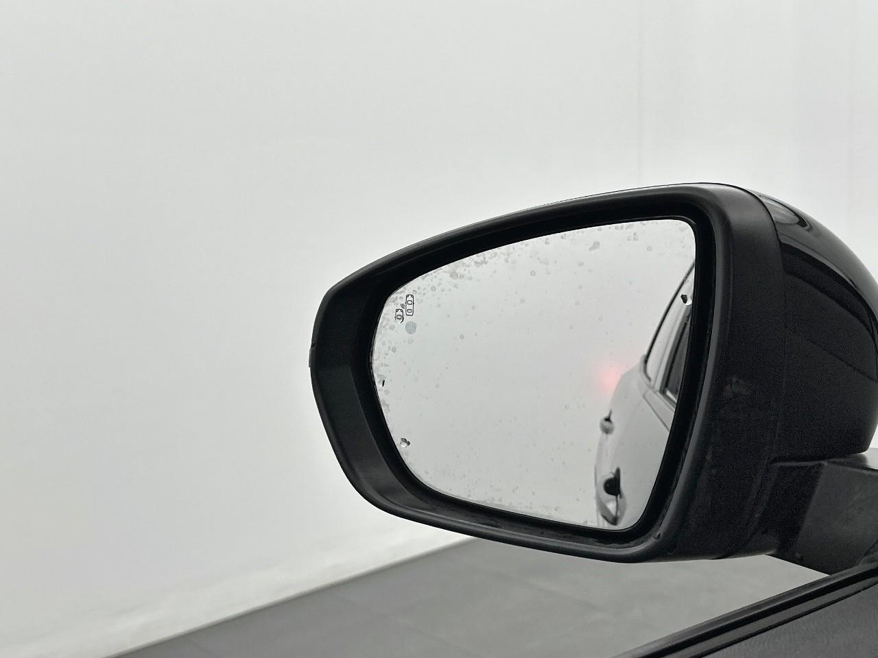Peugeot 3008 hybrid 225 e-eat8 allure — photo 32