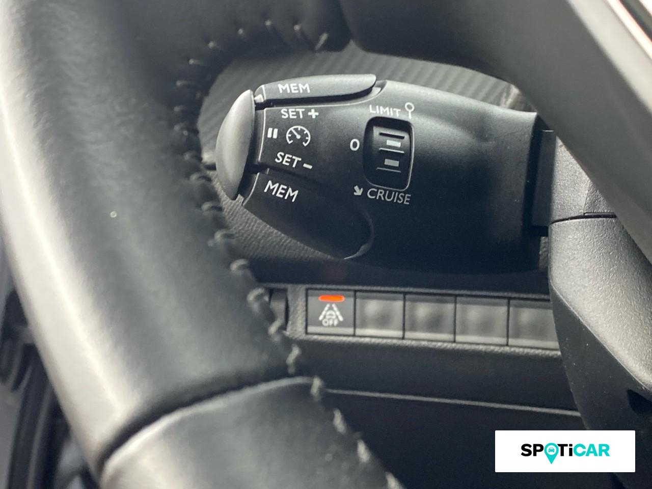 Peugeot 2008 1.2 puretech 100ch s&s style — photo 19