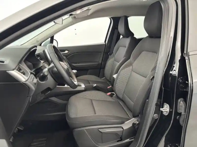 Renault Captur tce 90 — photo 18