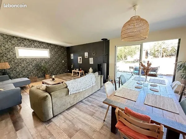 Maison 8 pièces 195 m²