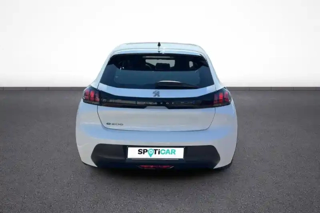 Peugeot 208 electrique 50 kwh 136ch — photo 6