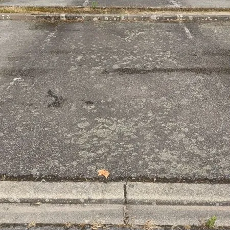 Place de parking extérieur Beaulieu