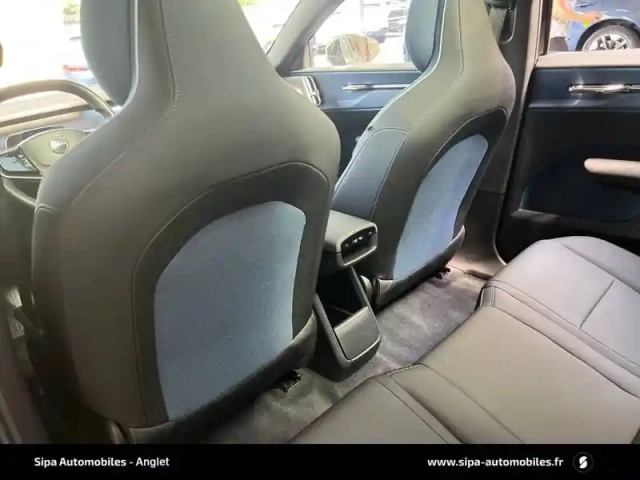 Volvo Ex30 single extended range 272 ch 1edt — photo 9