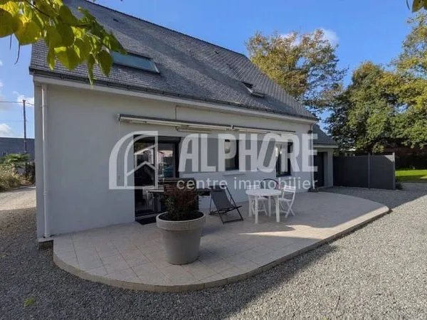Maison de plain-pied 6 pièces 181 m²