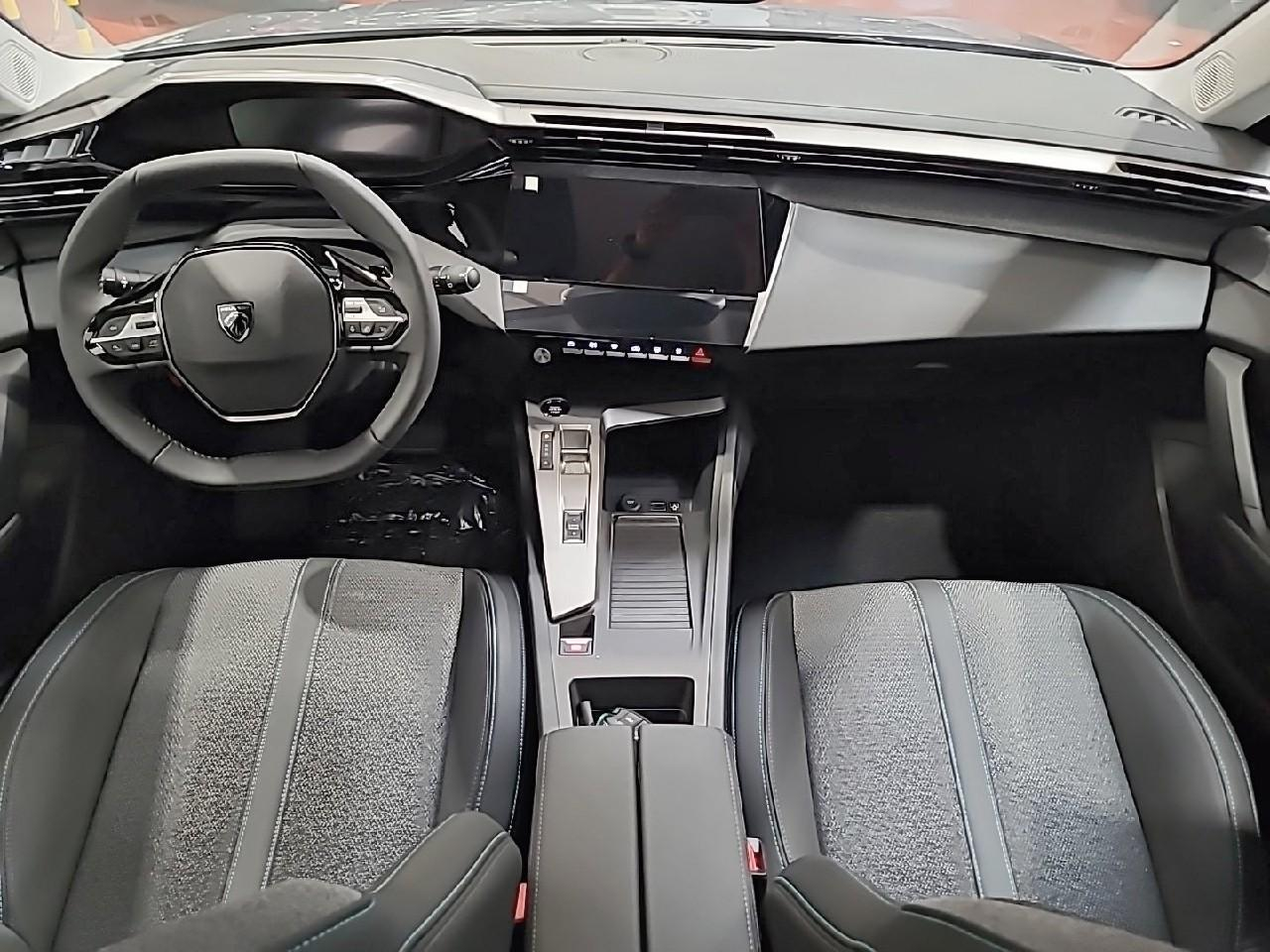Peugeot 308 phev 180 e-eat8 allure — photo 12