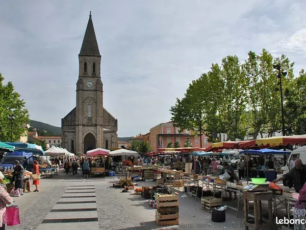 Investisseur - 13,1 % brut - T3 54 m² + terrasse 38 m² - 55 000